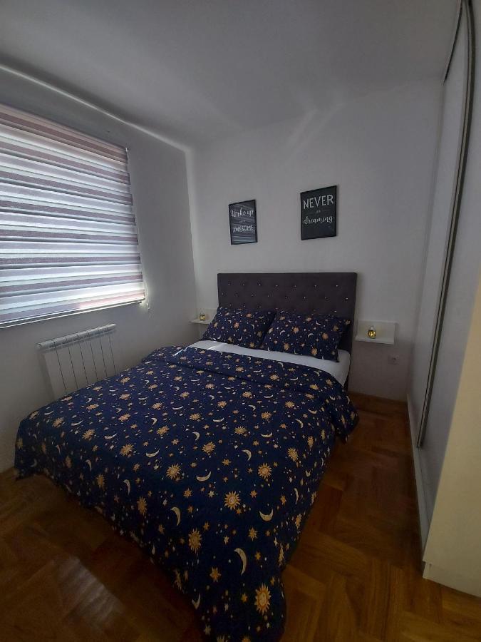 Apartman Victoria Lukavica Exteriér fotografie
